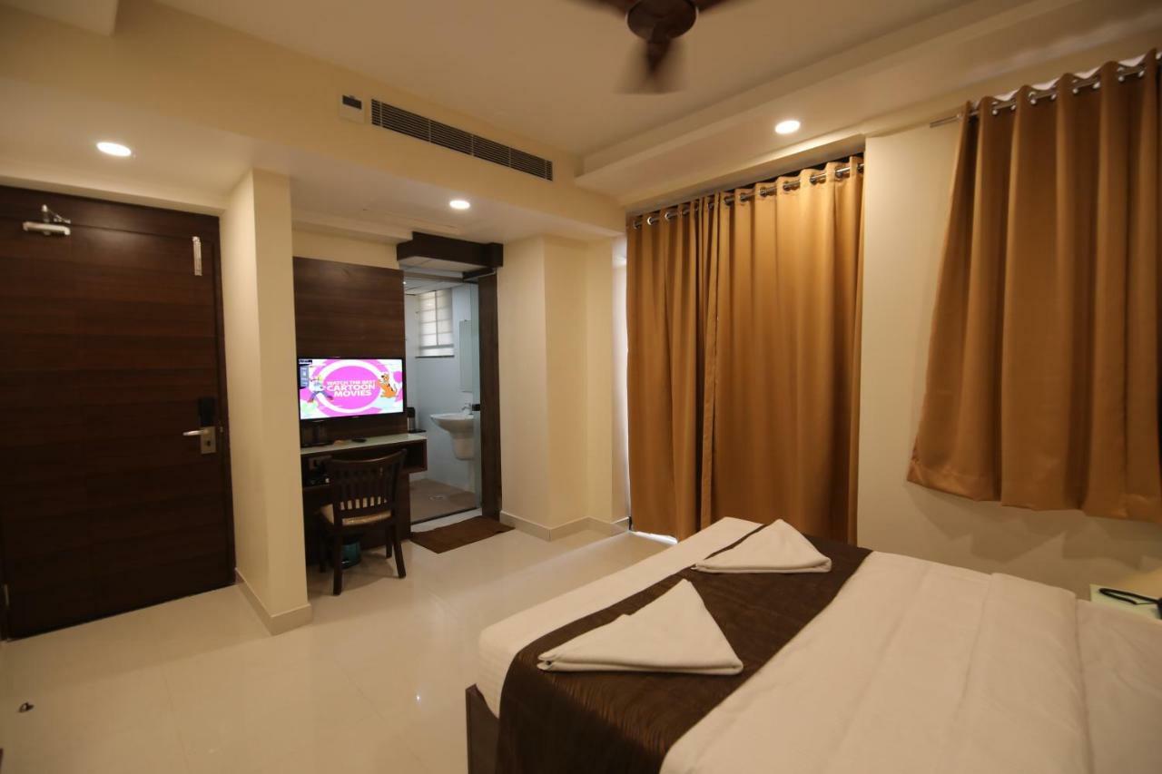 Hotel Shringar Palace Hubli Exterior photo